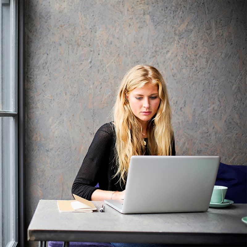 Automated features make scanning easy